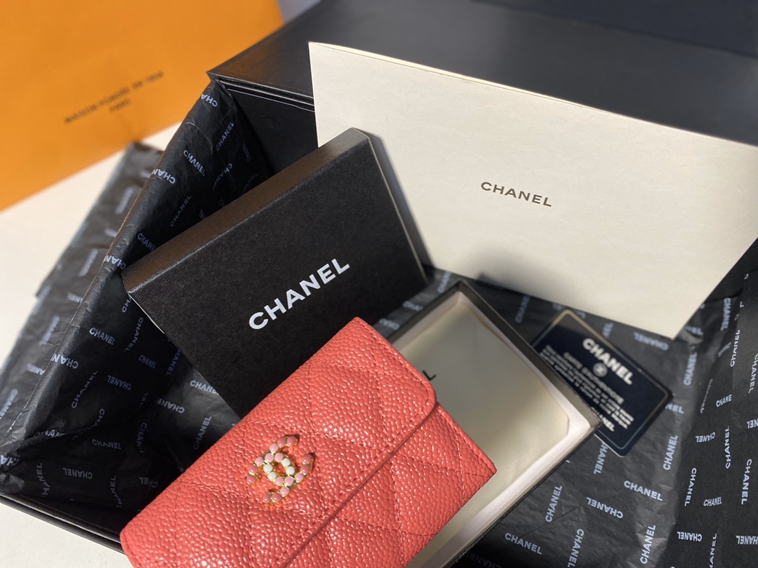 芸能人愛用Chanel シャネル 実物の写真 N品スーパーコピー財布代引き対応国内発送後払い安全必ず届く優良サイト